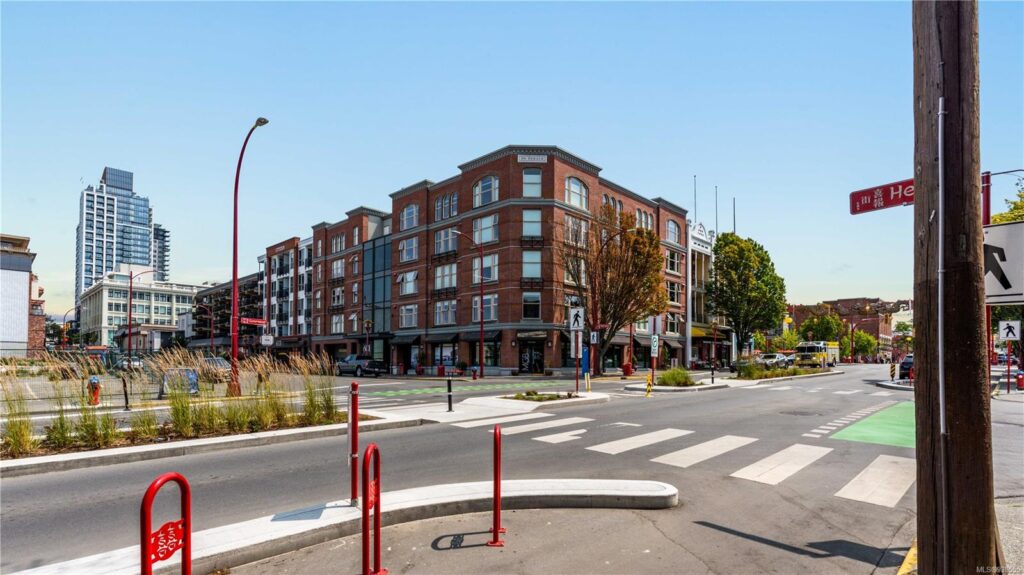 condo ic greater victoria