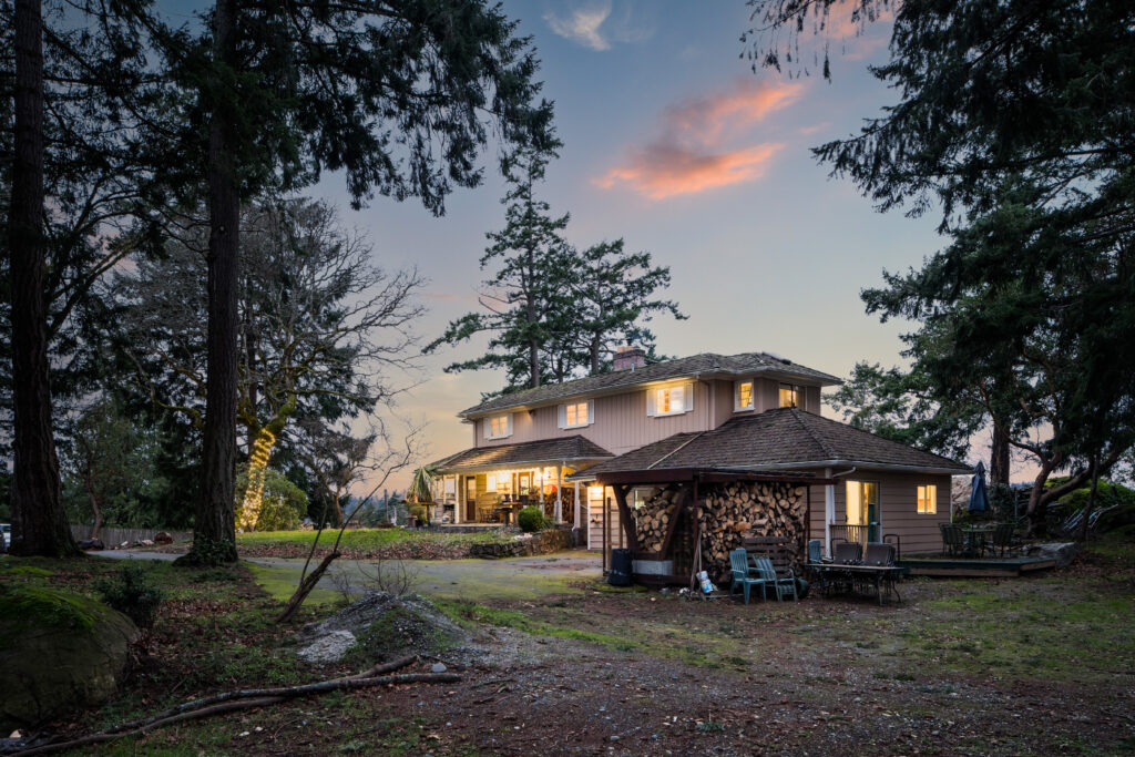 victoria bc metchosin home