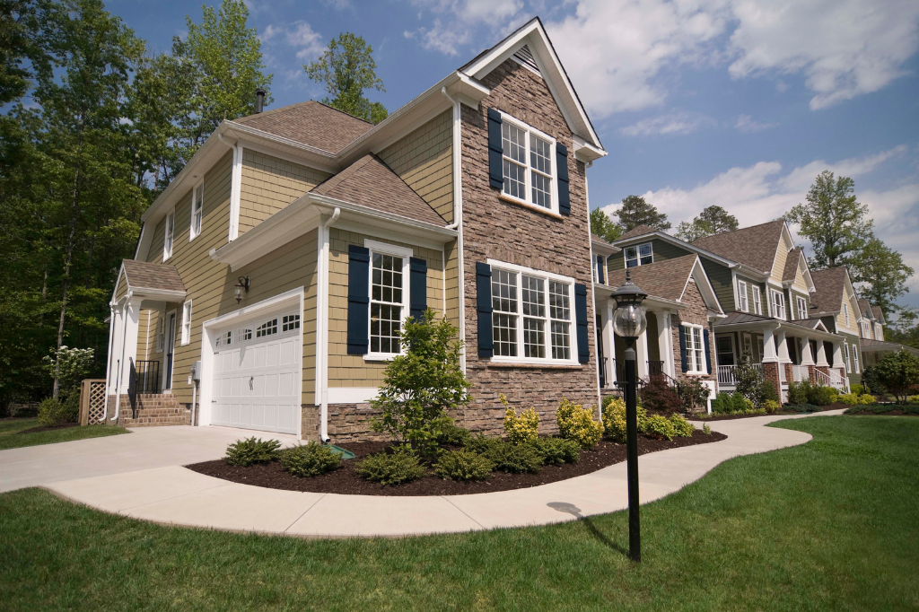 Why Buyers and Sellers Often Read the Same Market Differently 