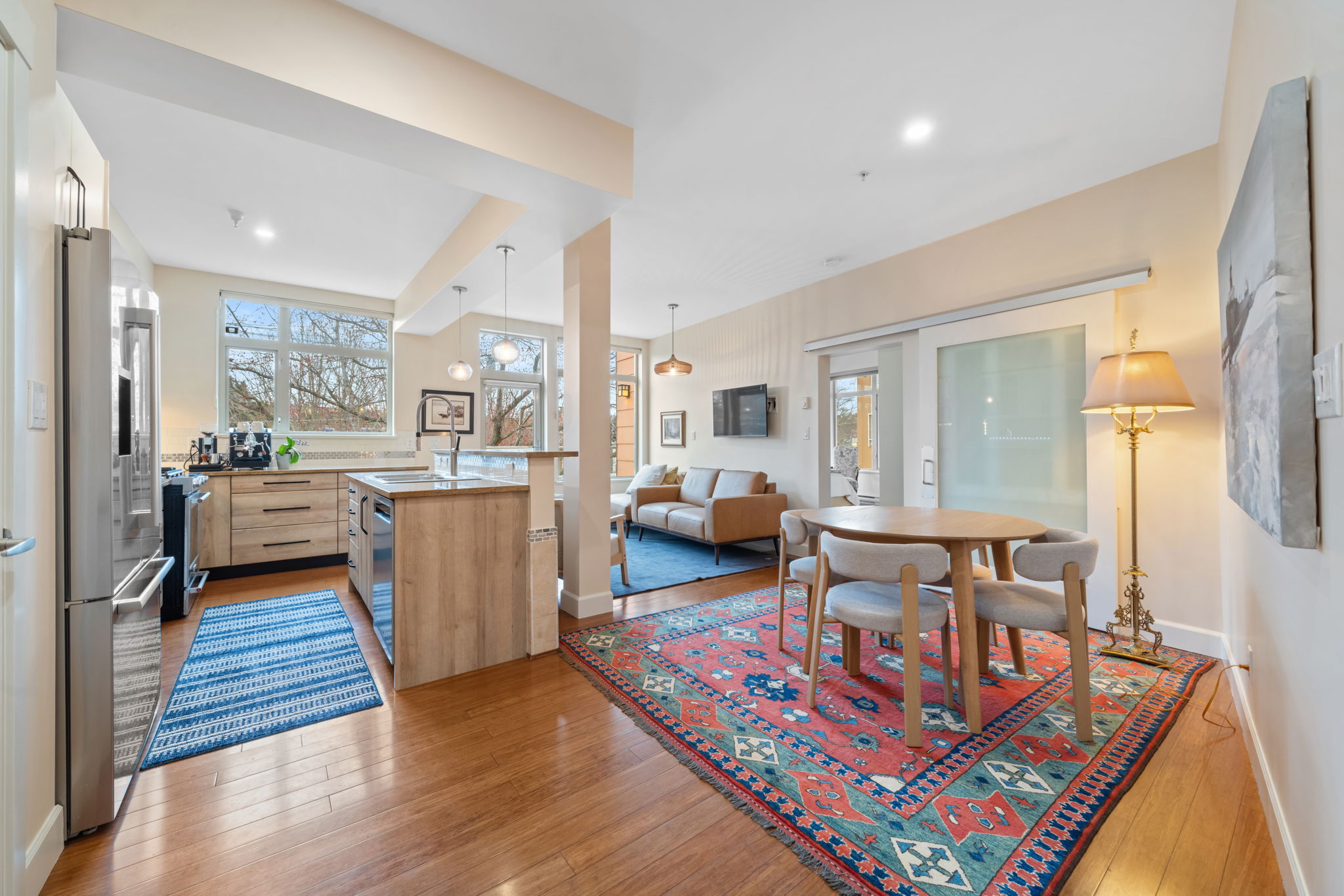 Preparing to Sell: When Decluttering Is Enough and When Staging Matters 