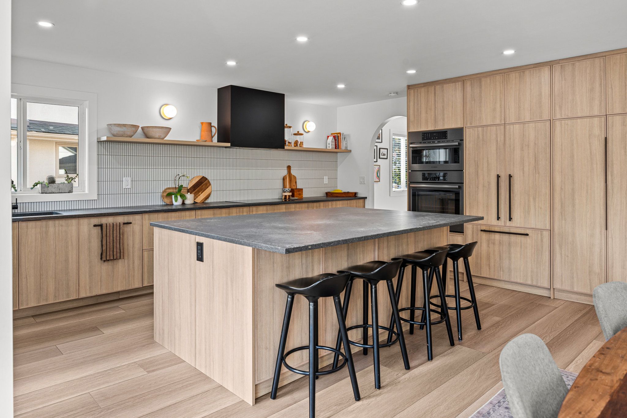 Market Trends: What Sellers Should Watch in Greater Victoria 